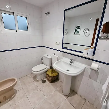 La Caracola Ii Beachfront & Center