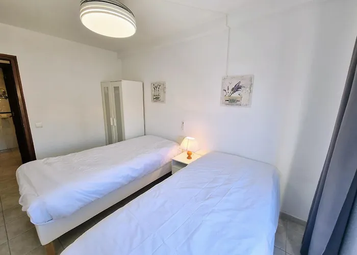 La Caracola Ii Beachfront & Center Apartment *