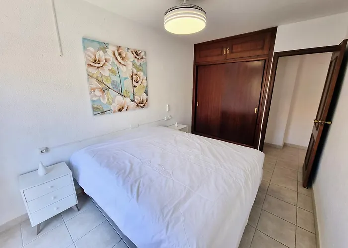 Apartment La Caracola Ii Beachfront & Center *